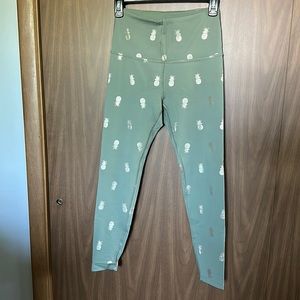 Beyond Yoga Leggings. Size S.